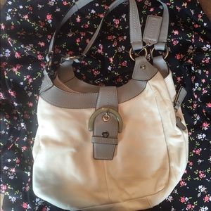 •COACH• Leather handbag w/ buckle